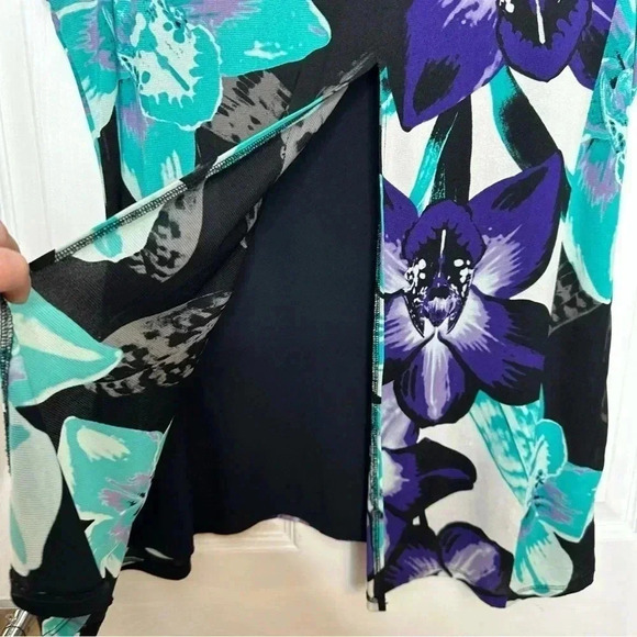 Northern Reflections Floral Blouse Black, Purple, & Blue Size Extra Large - Picture 9 of 16